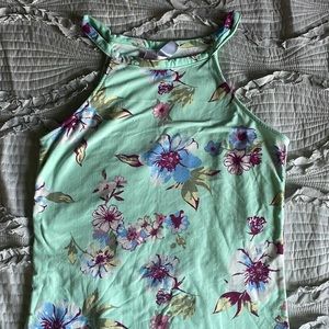 FLOWERED SLEEVELESS SHIRT